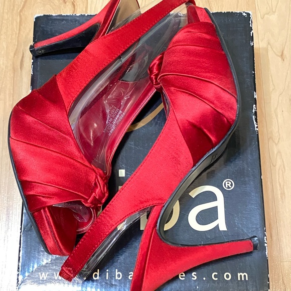 Red Satin Heels - Picture 4 of 8